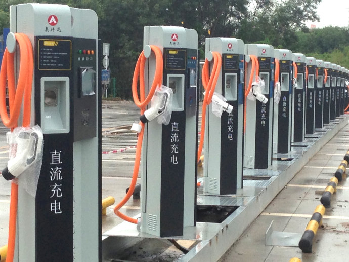北京放開(kāi)電動(dòng)汽車(chē)充電定價(jià) 計(jì)劃4月1日起全面放開(kāi)